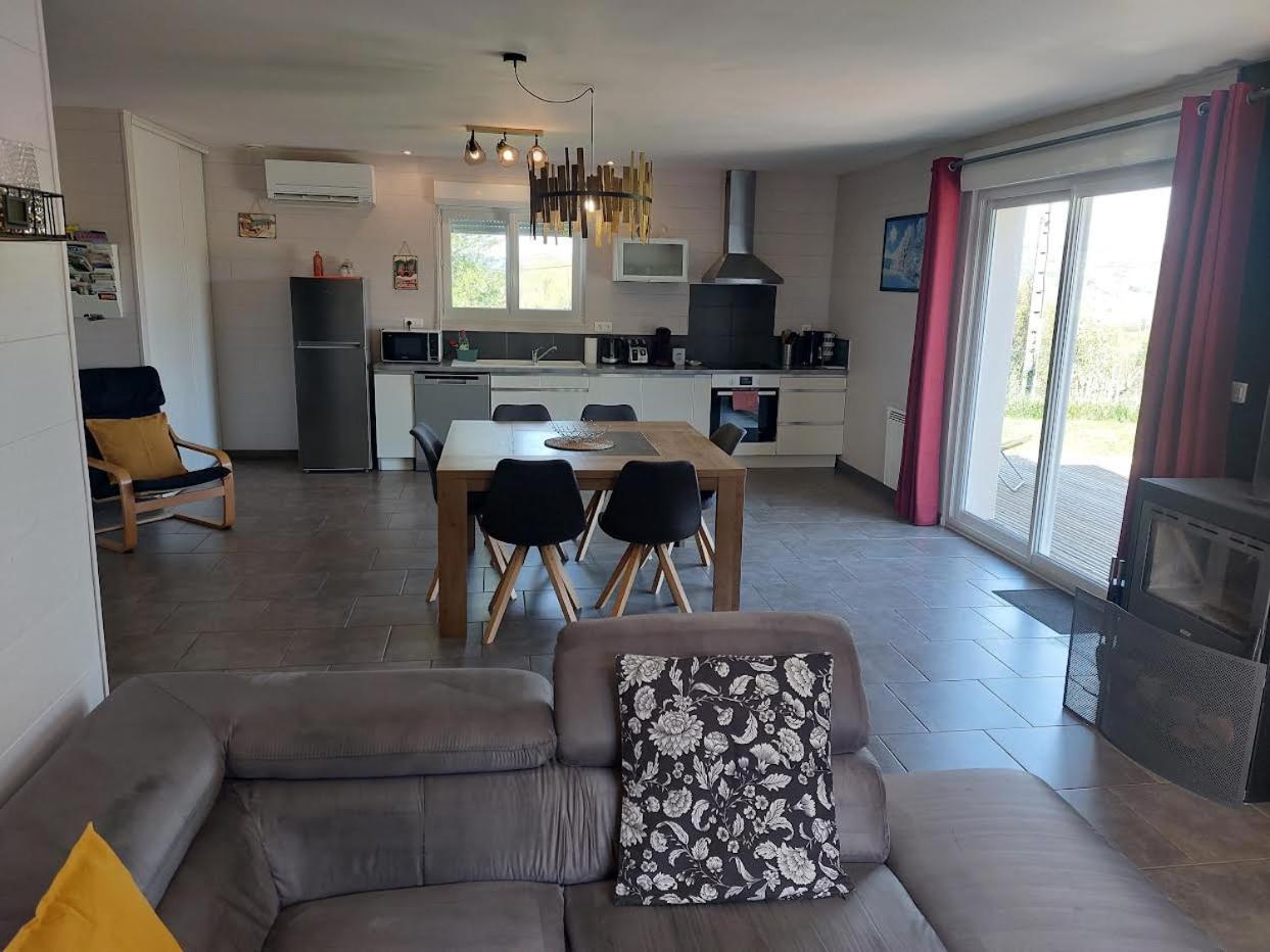 Entre Lacs Et Montagnes , Maison Individuelle,Lits Prepares, Parking Et Menage Inclus Baresia-sur-l'Ain Exterior foto